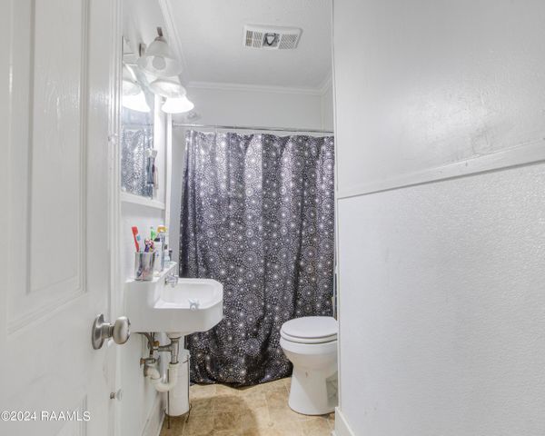 621 Arthur Street, Lafayette, LA 70501