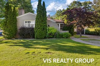 303 E Savidge Street, Spring Lake Vllg, MI 49456