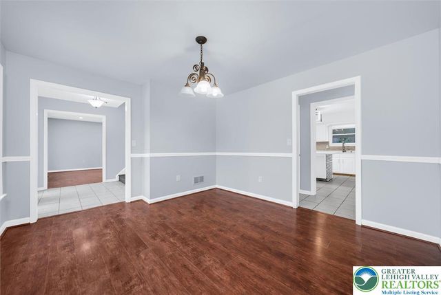 5770 fresh meadow Drive, Lower Macungie Twp, PA 18062