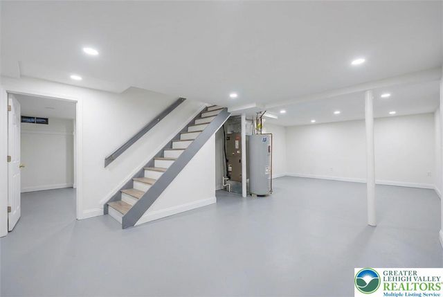 5770 fresh meadow Drive, Lower Macungie Twp, PA 18062