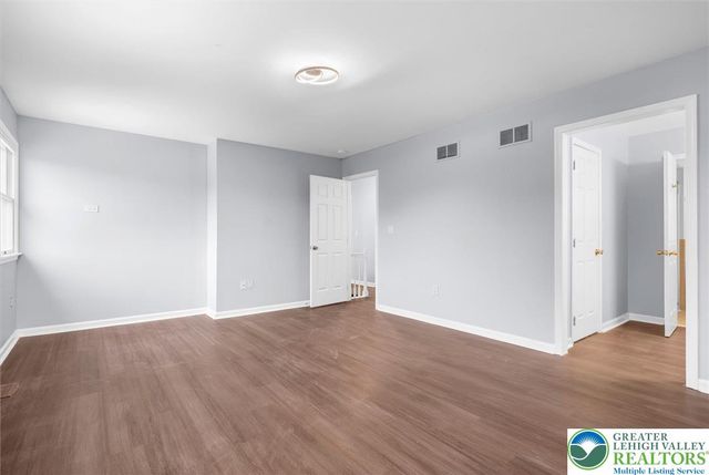 5770 fresh meadow Drive, Lower Macungie Twp, PA 18062