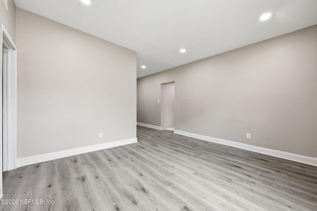 10242 HAVERFORD Road, Jacksonville, FL 32218