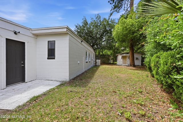 10242 HAVERFORD Road, Jacksonville, FL 32218