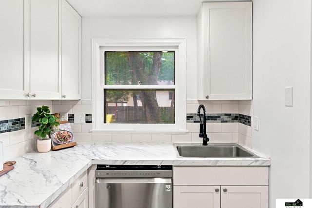3636 S 33RD Street, Lincoln, NE 68506