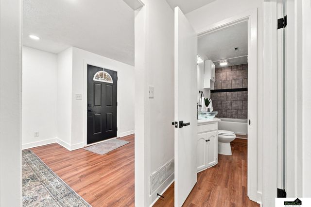 3636 S 33RD Street, Lincoln, NE 68506