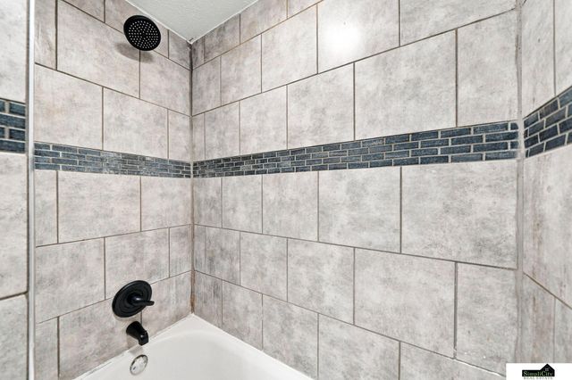 3636 S 33RD Street, Lincoln, NE 68506