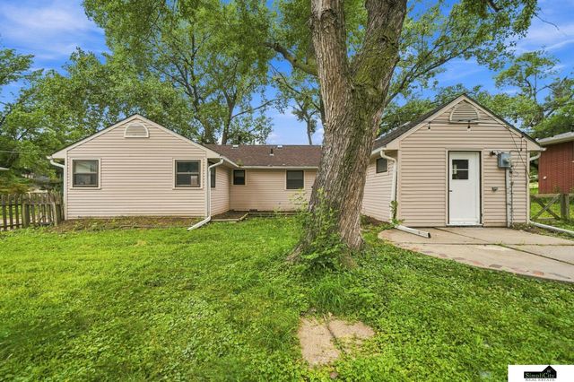 3636 S 33RD Street, Lincoln, NE 68506