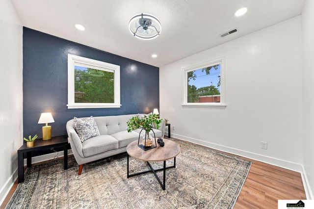 3636 S 33RD Street, Lincoln, NE 68506