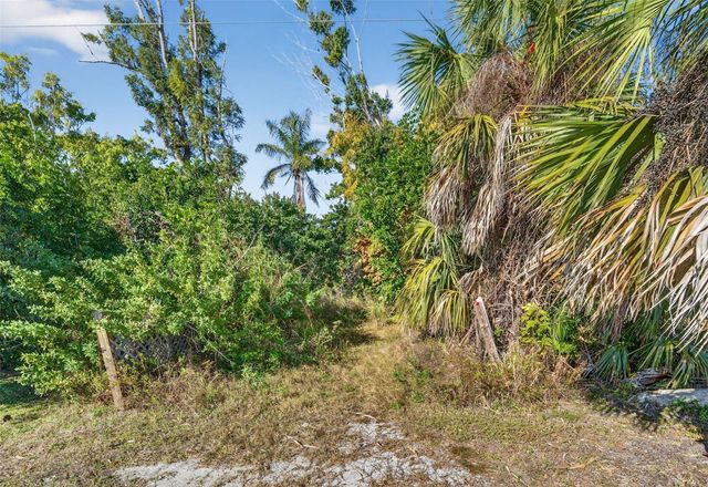 14 OLD VENICE ROAD, Osprey, FL 34229