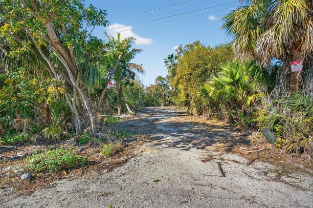 14 OLD VENICE ROAD, Osprey, FL 34229