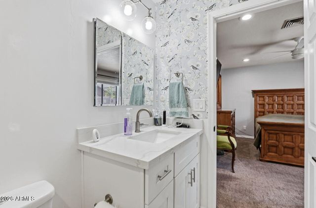 3065 E Leonora Street, Mesa, AZ 85213