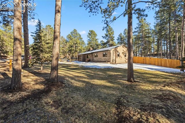 607 W Lovell Gulch Road, Woodland Park, CO 80863