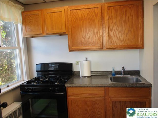 26 North Main Street, Nazareth Boro, PA 18064