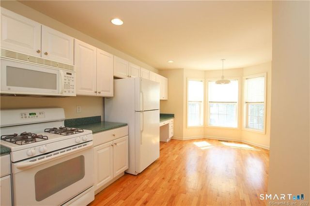 107 Sienna Drive 107, Danbury, CT 06810