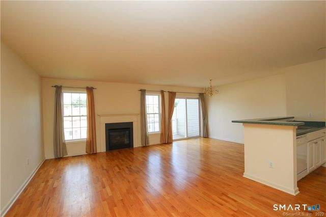 107 Sienna Drive 107, Danbury, CT 06810