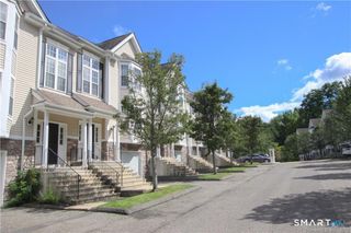 107 Sienna Drive 107, Danbury, CT 06810