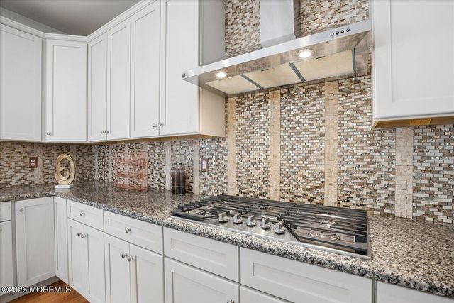 12 Monarch Path, Morganville, NJ 07751