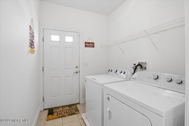 12 Monarch Path, Morganville, NJ 07751