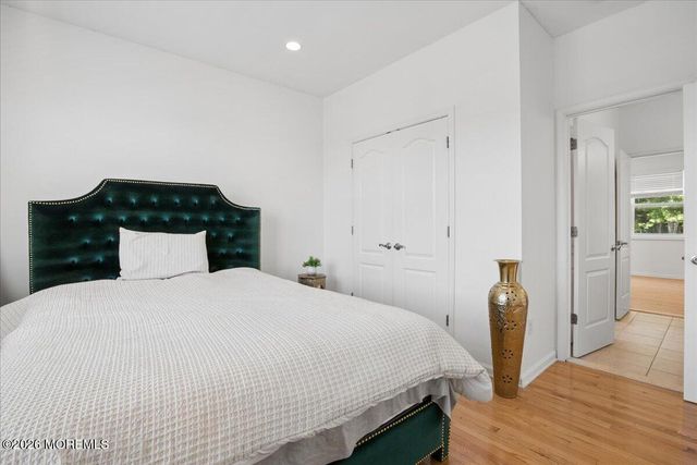 12 Monarch Path, Morganville, NJ 07751