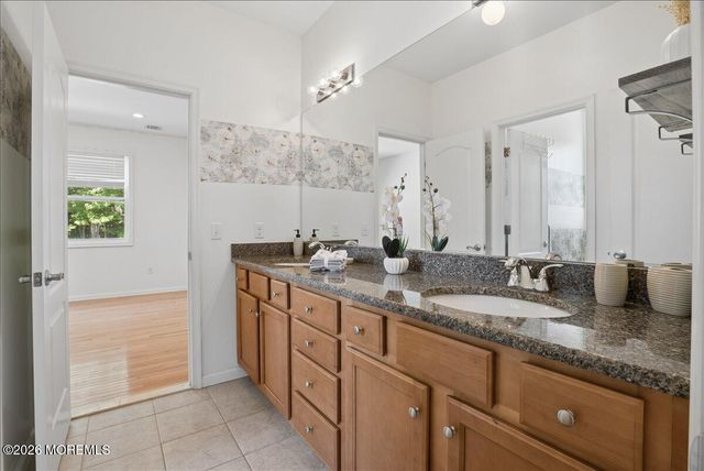 12 Monarch Path, Morganville, NJ 07751