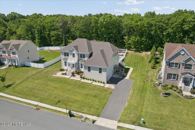 12 Monarch Path, Morganville, NJ 07751