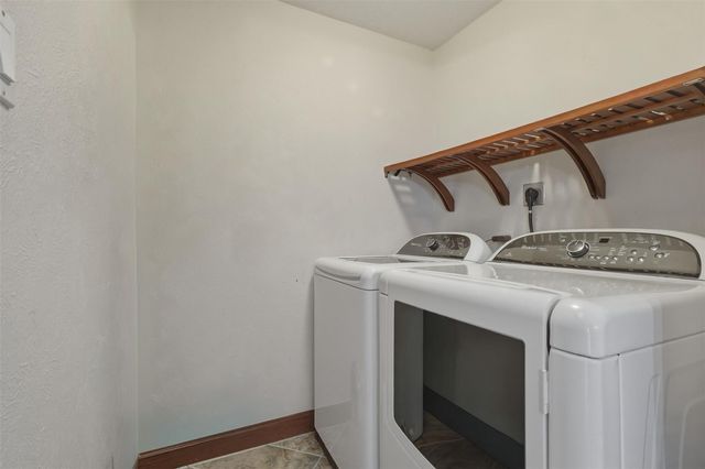 5515 Venice Street, Houston, TX 77007