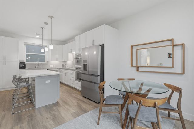 5515 Venice Street, Houston, TX 77007