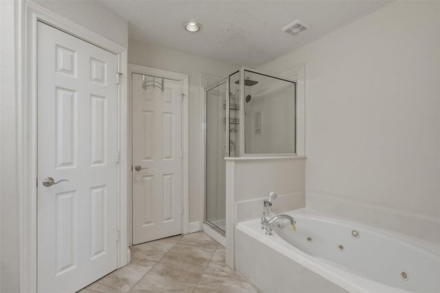 5515 Venice Street, Houston, TX 77007