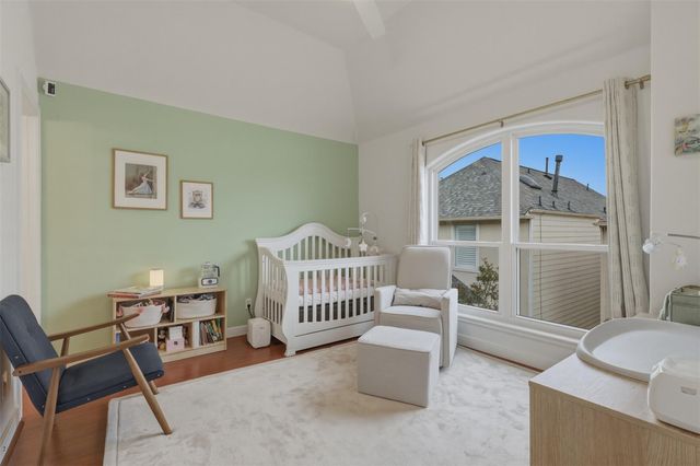 5515 Venice Street, Houston, TX 77007