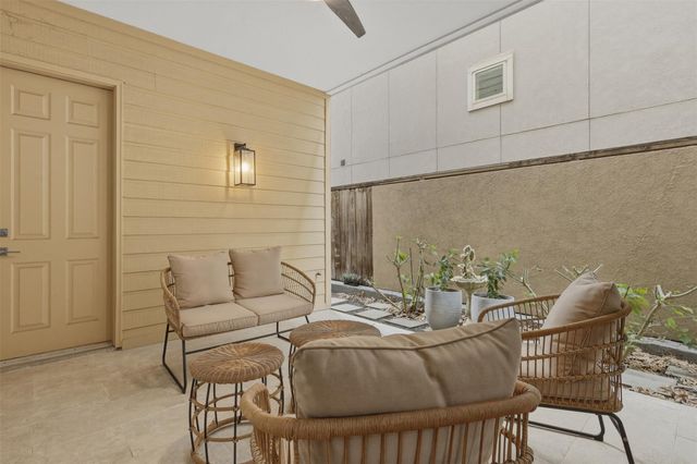 5515 Venice Street, Houston, TX 77007