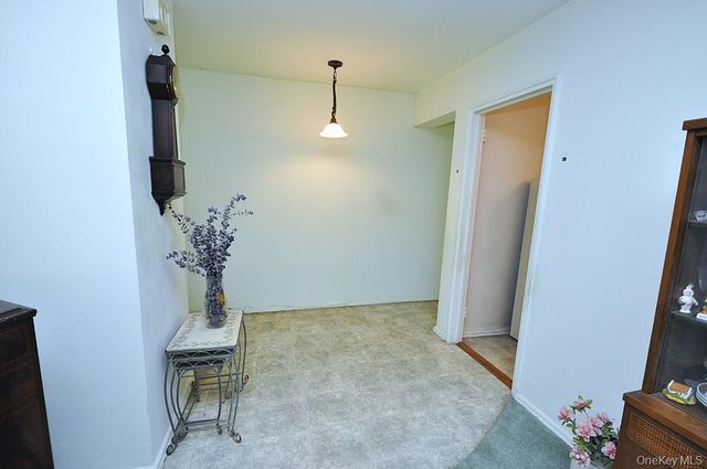 682 Tuckahoe Road 5H, Yonkers, NY 10710