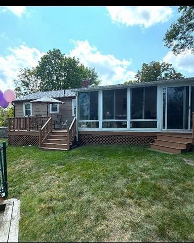 132 Milton Rd, Braintree, MA 02184