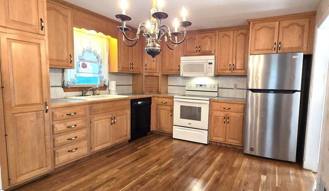 132 Milton Rd, Braintree, MA 02184