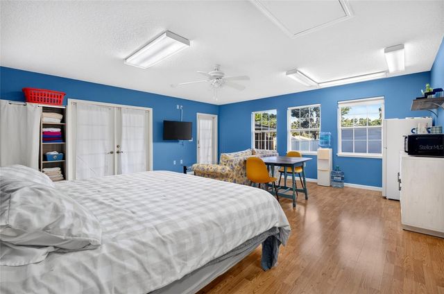 150 S CLAYTON STREET, Mount Dora, FL 32757