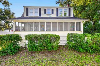 150 S CLAYTON STREET, Mount Dora, FL 32757