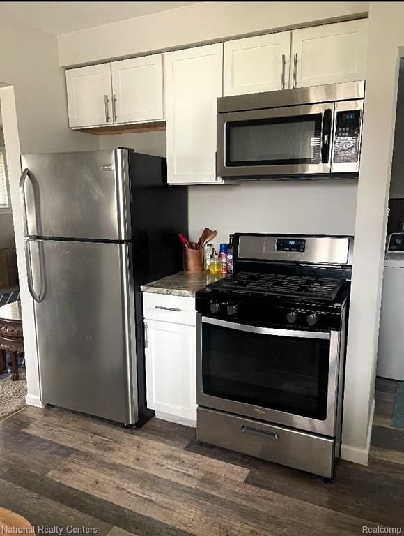 24337 Pennie Street, Dearborn Heights, MI 48125