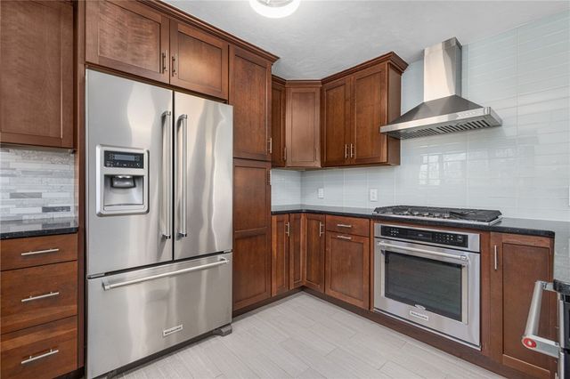 111 Arbor Drive, Providence, RI 02908