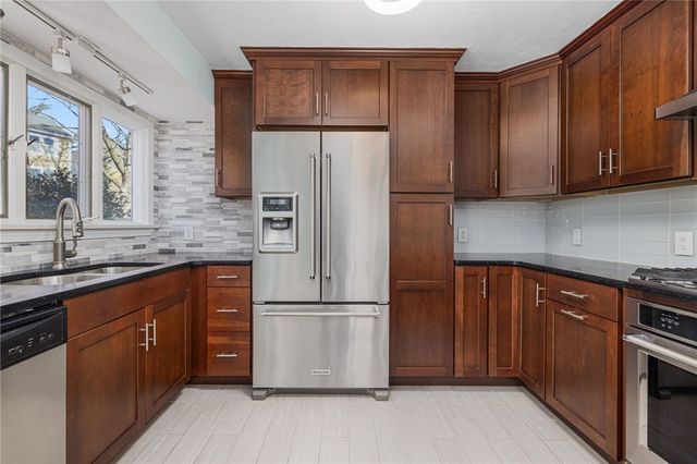 111 Arbor Drive, Providence, RI 02908