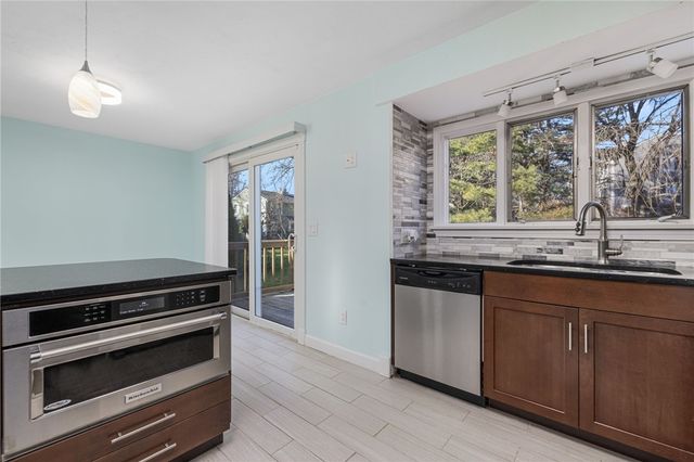 111 Arbor Drive, Providence, RI 02908