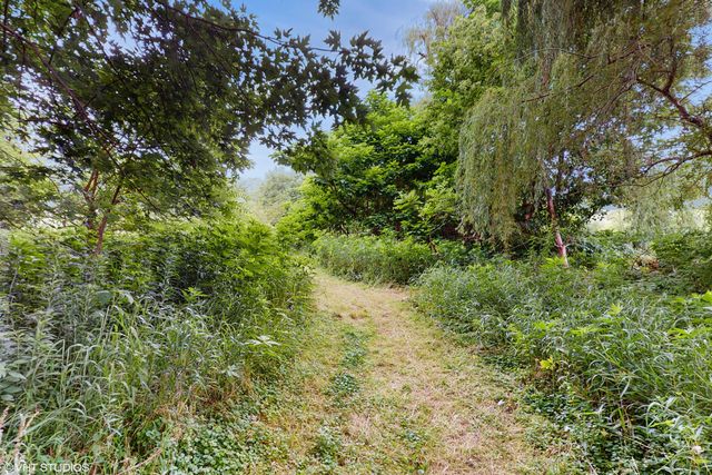 1012 Riverlane Drive, Lake Station, IN 46405