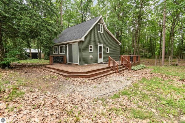 3551 E Cedar Lake Drive, Greenbush, MI 48738