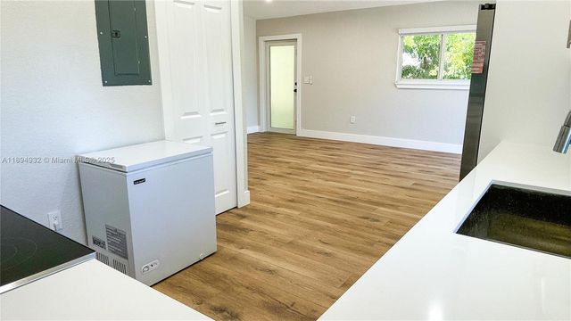 45 Gumbo Limbo Ave 2nd flr, Key Largo, FL 33037