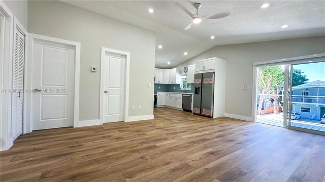 45 Gumbo Limbo Ave 2nd flr, Key Largo, FL 33037