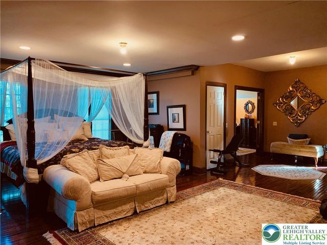 459 Mount Pleasant Road, Washington Twp, PA 18013