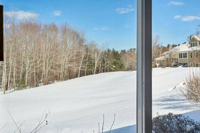 22 Atherton Lane, Amherst, NH 03031