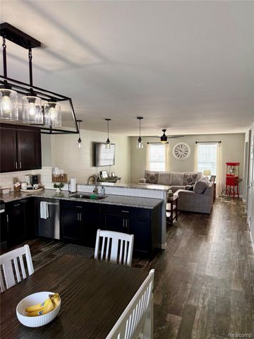 2854 Treymore Street, Lapeer, MI 48446