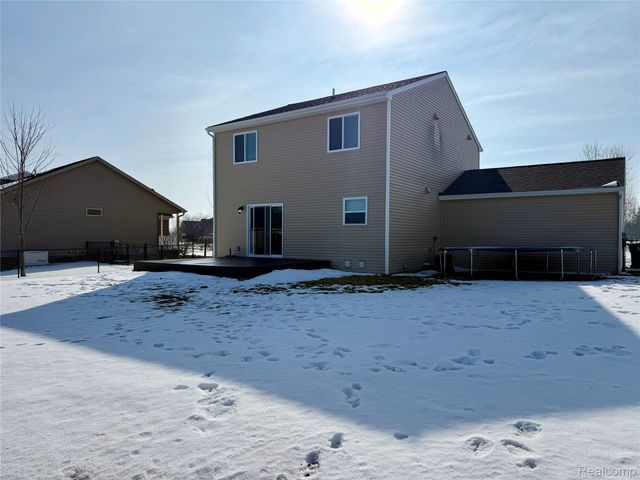 2854 Treymore Street, Lapeer, MI 48446