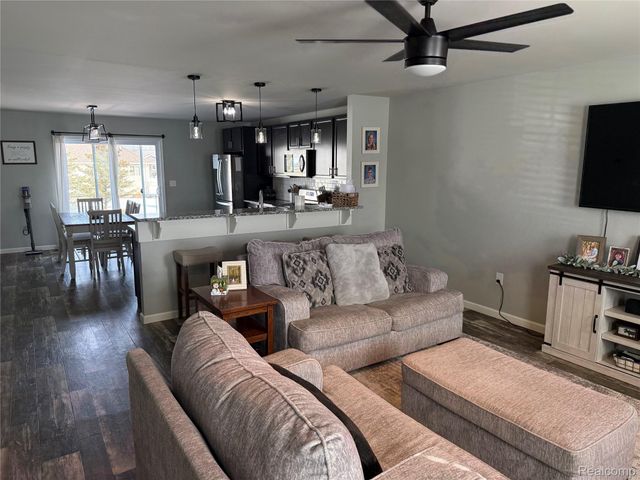 2854 Treymore Street, Lapeer, MI 48446