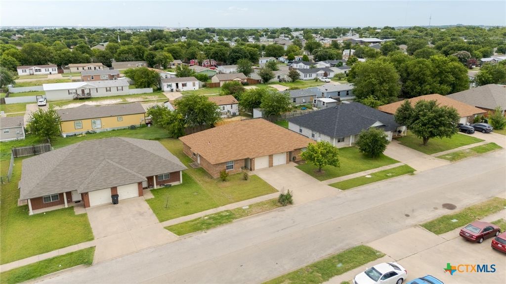 Image 2 of property listing at 3206 Toledo Drive, Killeen, TX 76542