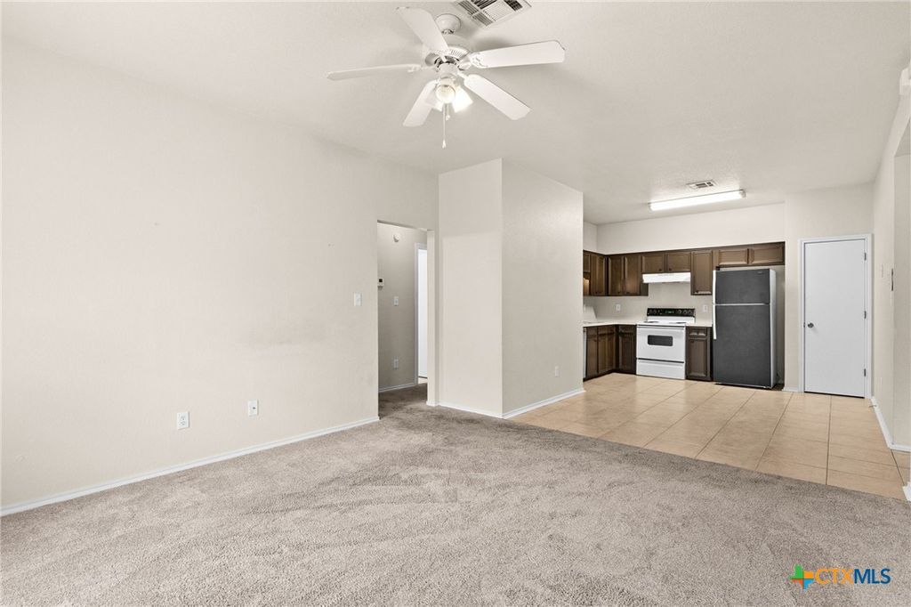 Image 7 of property listing at 3206 Toledo Drive, Killeen, TX 76542